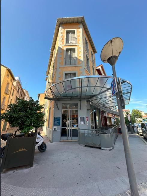 Dyke Hotel Le Puy-en-Velay Bagian luar foto