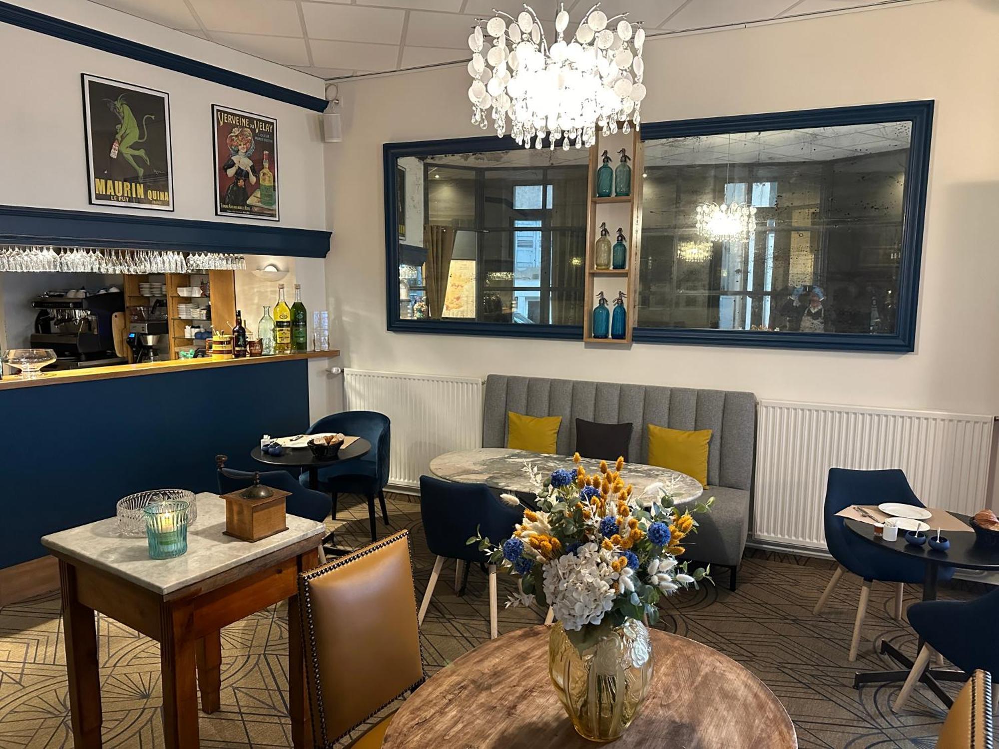 Dyke Hotel Le Puy-en-Velay Bagian luar foto