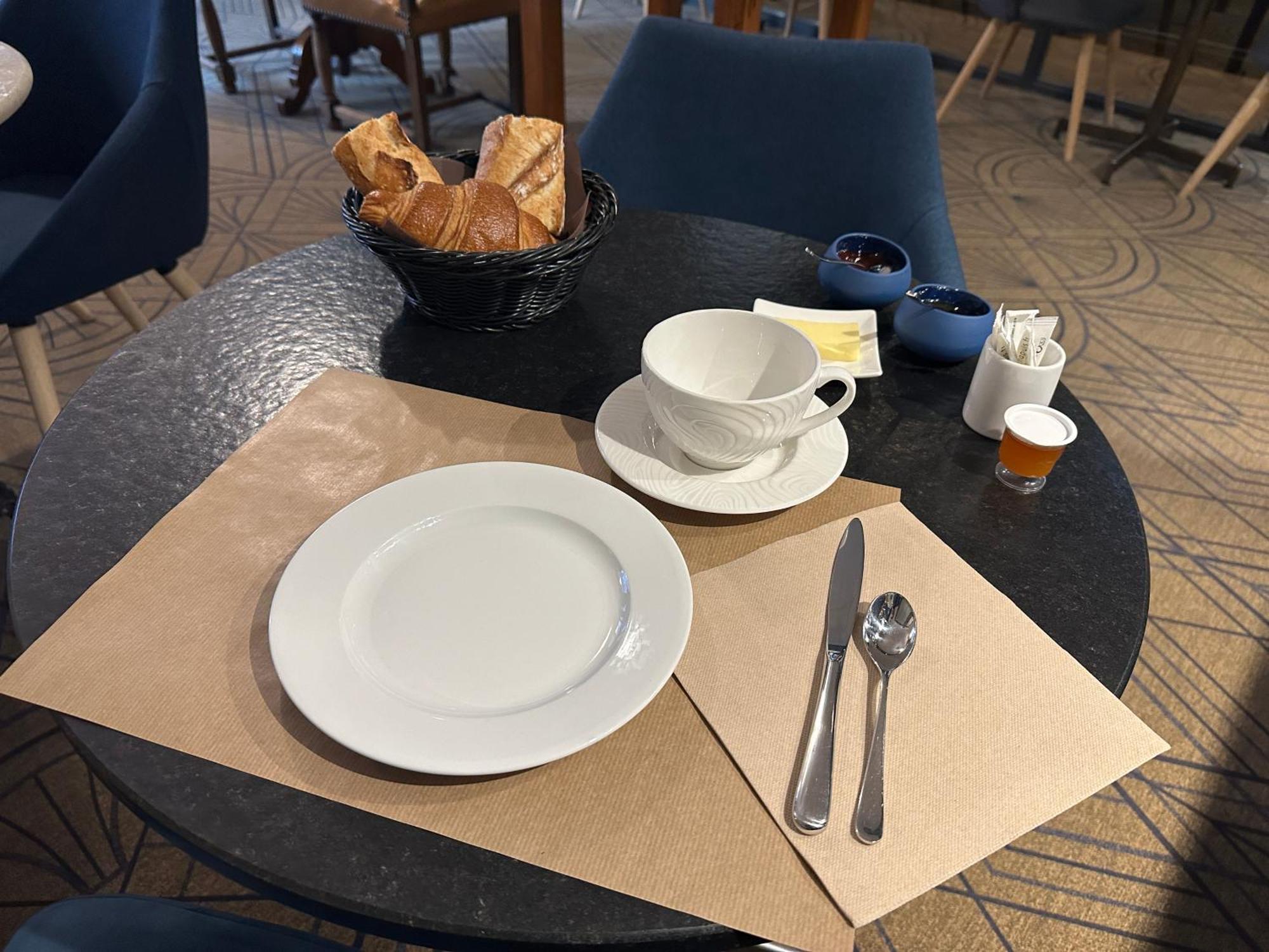 Dyke Hotel Le Puy-en-Velay Bagian luar foto